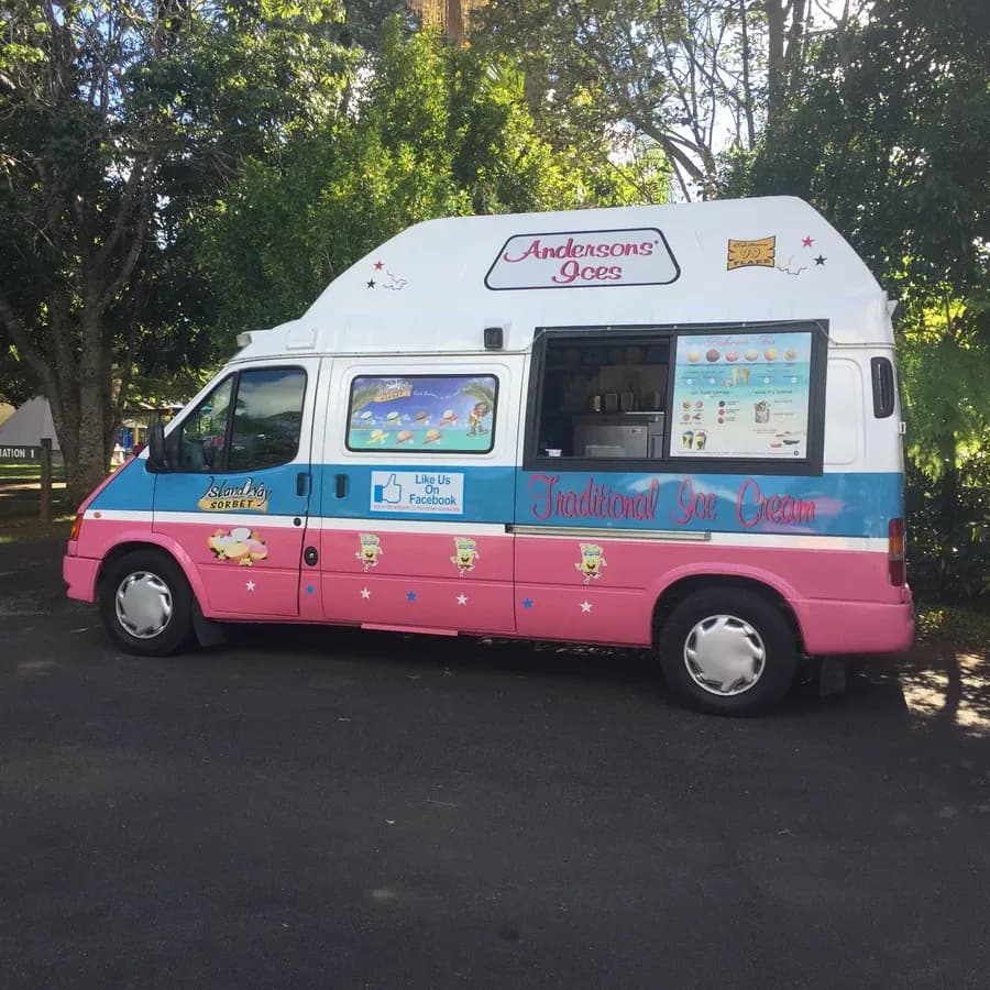 The blue and pink Andersons' Ices traditional soft serve van on the Gold Coast in 2015